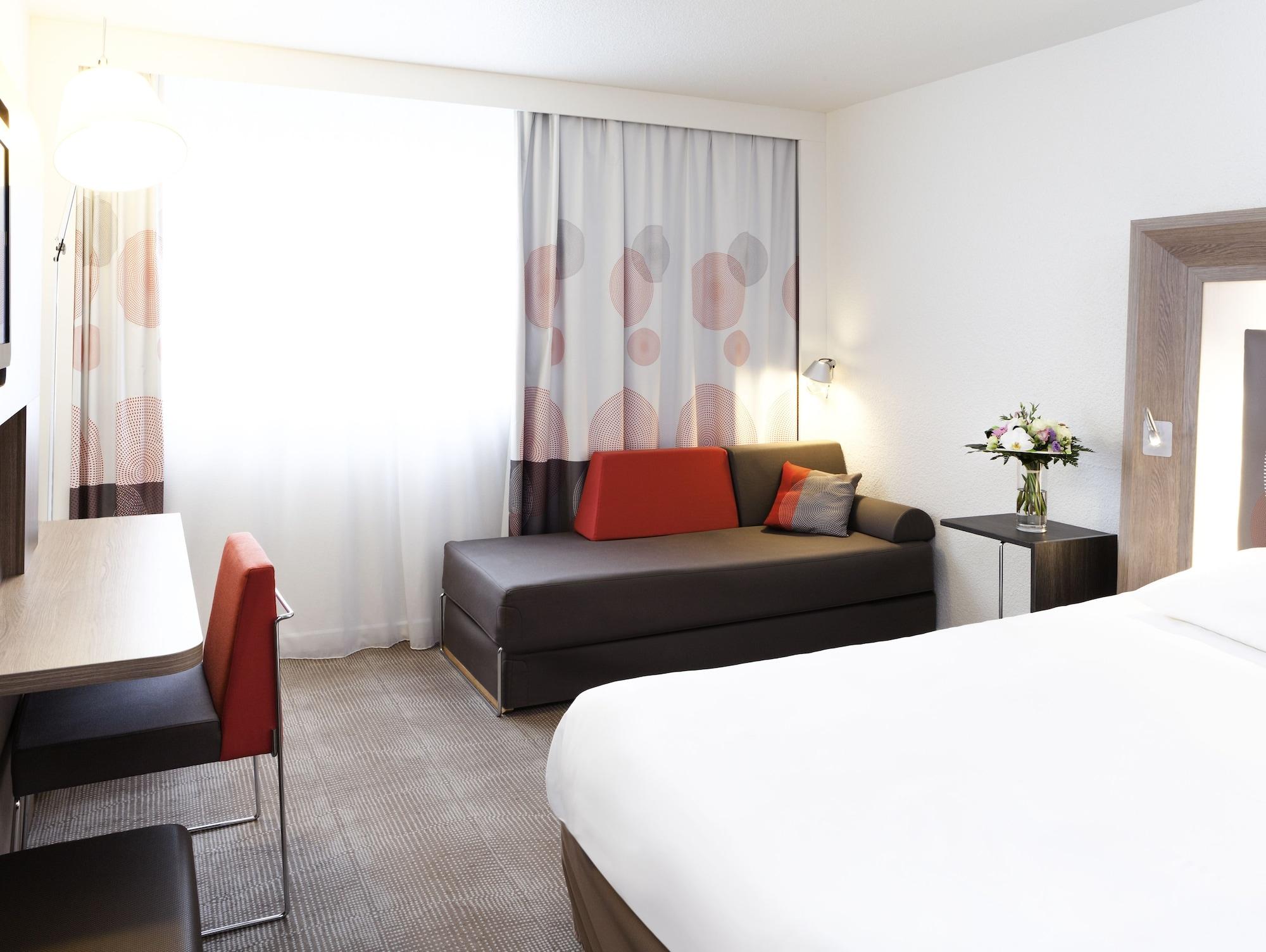 Novotel Lille Aeroport Exterior photo